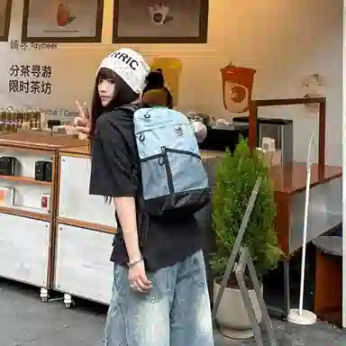 普乐威 高颜值撞色轻便上课通勤书包大容量小众设计轻便 尼龙 背包双肩包 常规 男女同款情侣款 多色