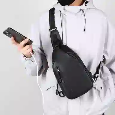 普乐威 高级感时尚潮流简约百搭多功能防水轻便旅游小背包 尼龙 胸包 男女同款情侣款 多色