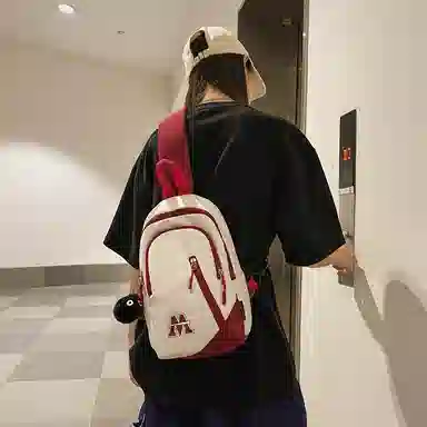 普乐威 时尚简约百搭运动学生个性潮流实用 尼龙 胸包 男女同款情侣款 白蓝红/白红色/黑色/蓝色