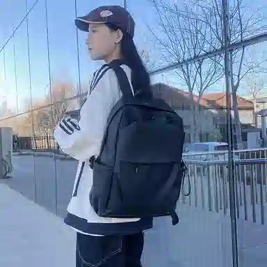 Pulewei Backpack
