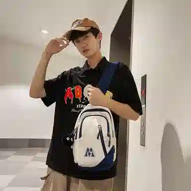 普乐威 时尚简约百搭运动学生个性潮流实用 尼龙 胸包 男女同款情侣款 白蓝红/白红色/黑色/蓝色