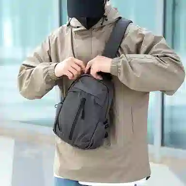 普乐威 简约百搭多功能潮牌 尼龙布 胸包 男女同款情侣款 灰色/黑色/蓝色