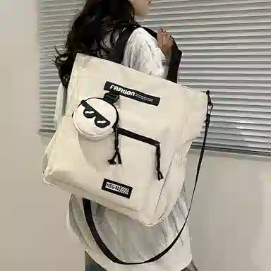 普乐威 高颜值书袋学生时尚百搭 尼龙 单肩斜挎包 男女同款情侣款 白色/黑色/灰色/卡其色