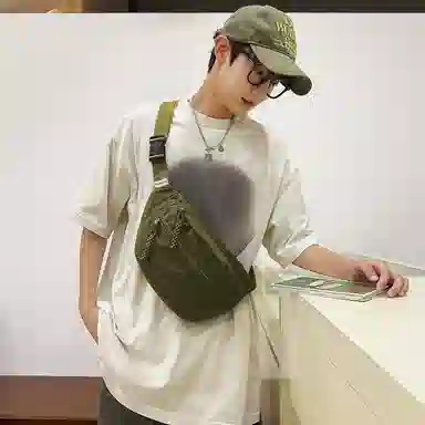 普乐威 日系轻便简约百搭百搭休闲运动骑行通勤 尼龙 胸包 男女同款情侣款 米白色/黑色/黄色/绿色/蓝色