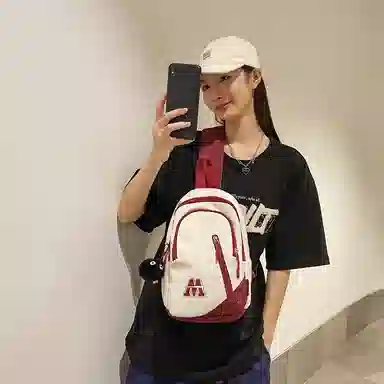 普乐威 时尚简约百搭运动学生个性潮流实用 尼龙 胸包 男女同款情侣款 白蓝红/白红色/黑色/蓝色