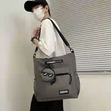 普乐威 高颜值书袋学生时尚百搭 尼龙 单肩斜挎包 男女同款情侣款 白色/黑色/灰色/卡其色