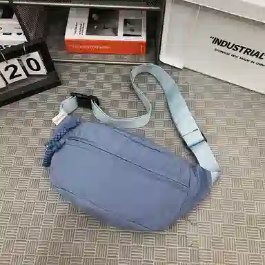 普乐威 日系轻便简约百搭百搭休闲运动骑行通勤 尼龙 胸包 男女同款情侣款 米白色/黑色/黄色/绿色/蓝色