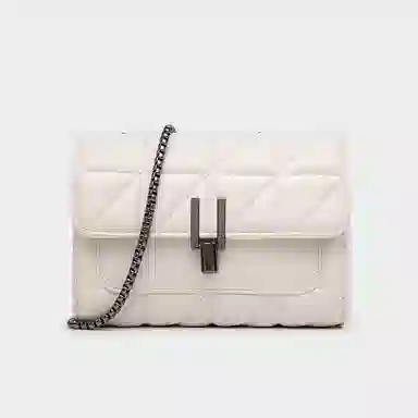 SEPTWOLVES Chain Crossbody Bag Black/White