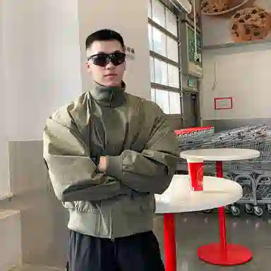 City Hipster bombercleanfit