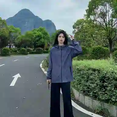 SNOW FLYING upf50+client fit