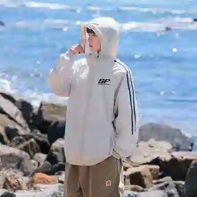 SNOW FLYING UPF50+LOGO