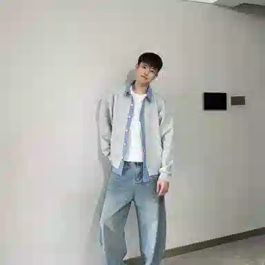 悍戈 韩系假两件拼接格纹衬衫 慵懒百搭宽松情侣款针织衫 男女同款