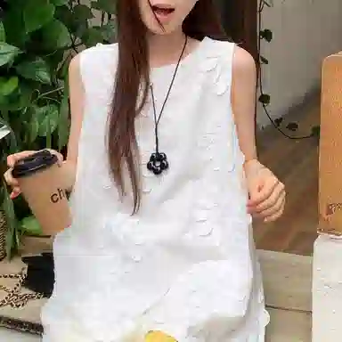 AHRTB T