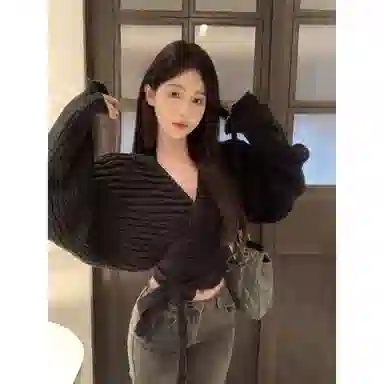 V