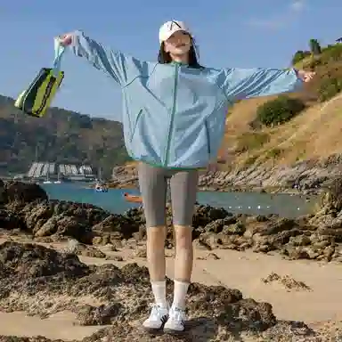 Colorful Creations logo