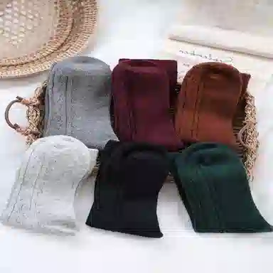 靴下物 提花羊毛日系纯色简约中筒袜 女款