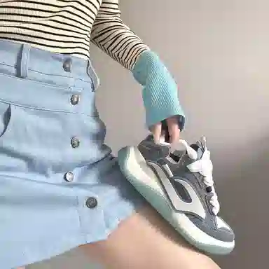 DAISY FELLOWES 001 DF