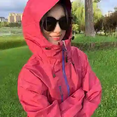 兰缪 防水防风耐磨透气登山徒步抽绳连帽潮流气质时尚户外百搭功能舒适夹克 女款