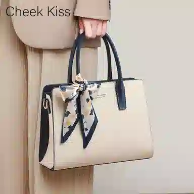 cheekkiss