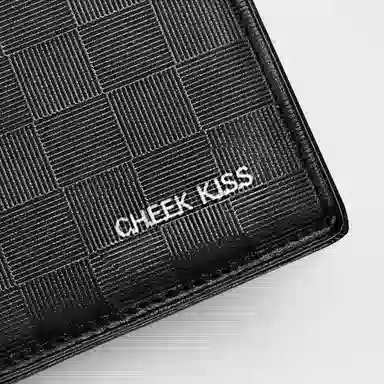 cheekkiss