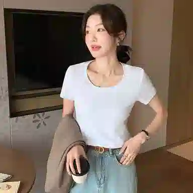 AWAO T