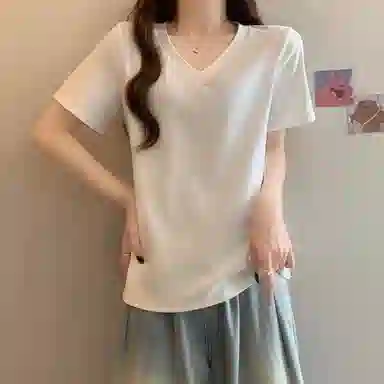AWAO VLogo T
