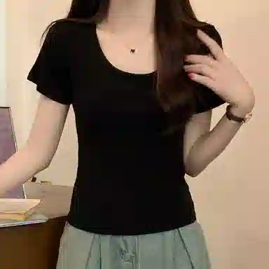 AWAO U T