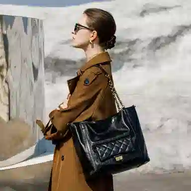 Crocodile Tote
