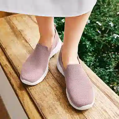 Skechers Go Walk Joy