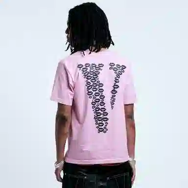 VLONE Friends kiss VLogo T