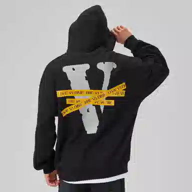 VLONE FRIENDS-logo