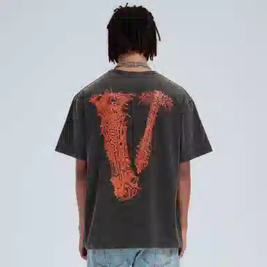 VLONE V T