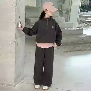 MUMUWU HOUSE 2025polo