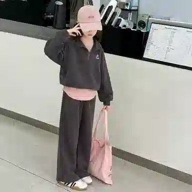 MUMUWU HOUSE 2025polo