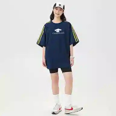 Sanrio x CINNAMOROLL T