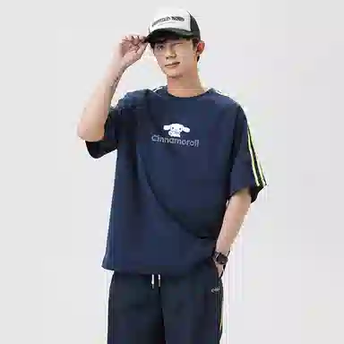 Sanrio x CINNAMOROLL T