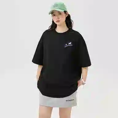 Sanrio Cinnamoroll T