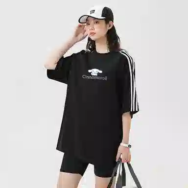 Sanrio x CINNAMOROLL T