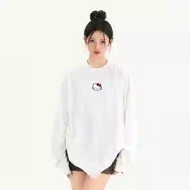 Sanrio x Hello Kitty SS25 T