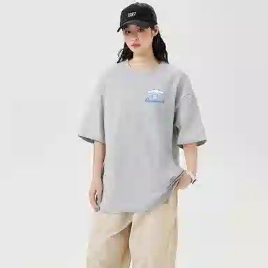 Sanrio Cinnamoroll T