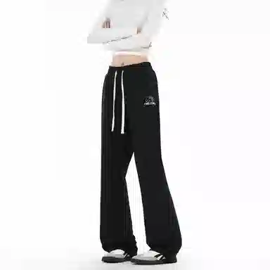 Sanrio x HelloKitty LOGO