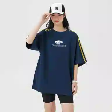 Sanrio x CINNAMOROLL T