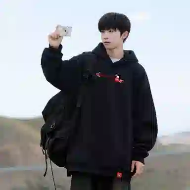 Sanrio x HelloKitty SS25