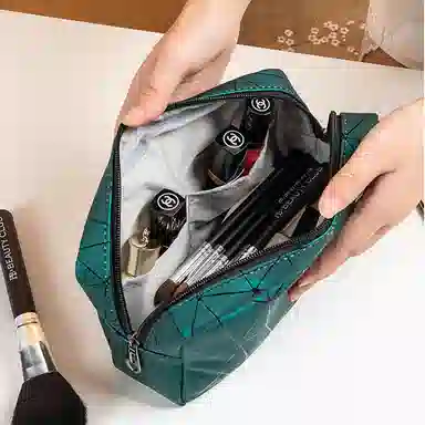 BEAUTIFUL AND CHARMINGPU