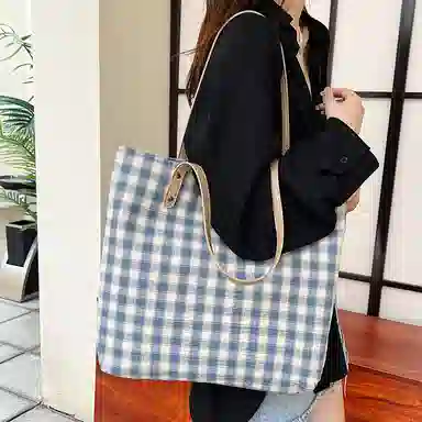 BEAUTIFUL AND CHARMING