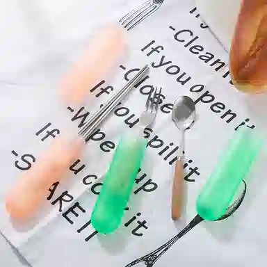 娇雪菲 旅行便携式牙刷盒套装 七彩糖果色磨砂牙刷套牙刷