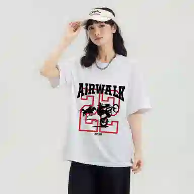 Airwalk T