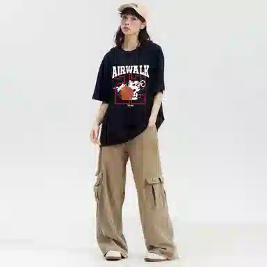 Airwalk T