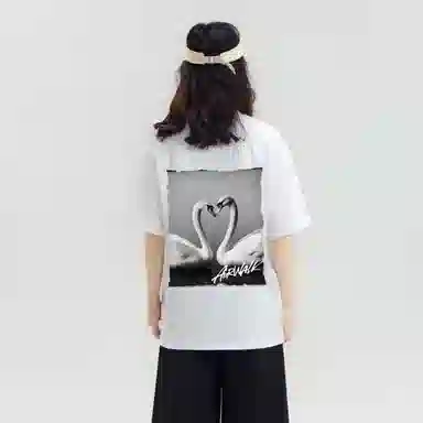 Airwalk T