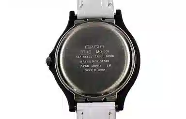 CASIO 50 MQ-24-7B3LDF